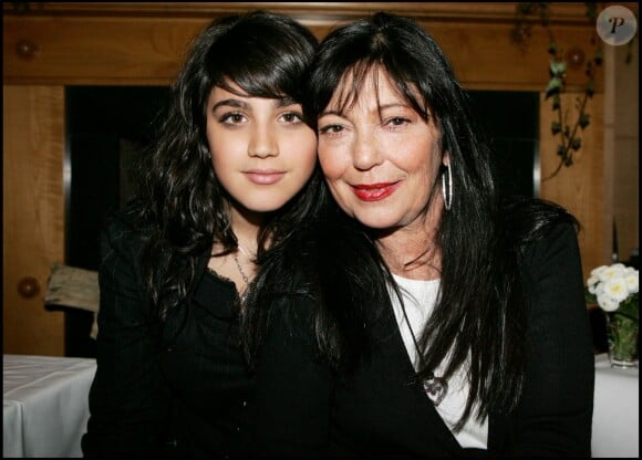 Marie Berry (soeur de Richard Berry) et sa fille - Soirée anniversaire au Hyatt Regency à Paris. En 2006.