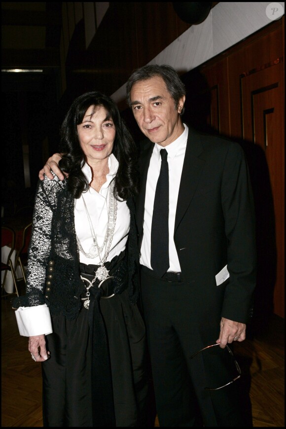 Richard Berry et sa soeur Marie  23e nuit des Neiges à Crans Montana. L'édition 2006 était consacrée à deux associations dont la vocation est de militer en faveur du don d'organes. En 2006.