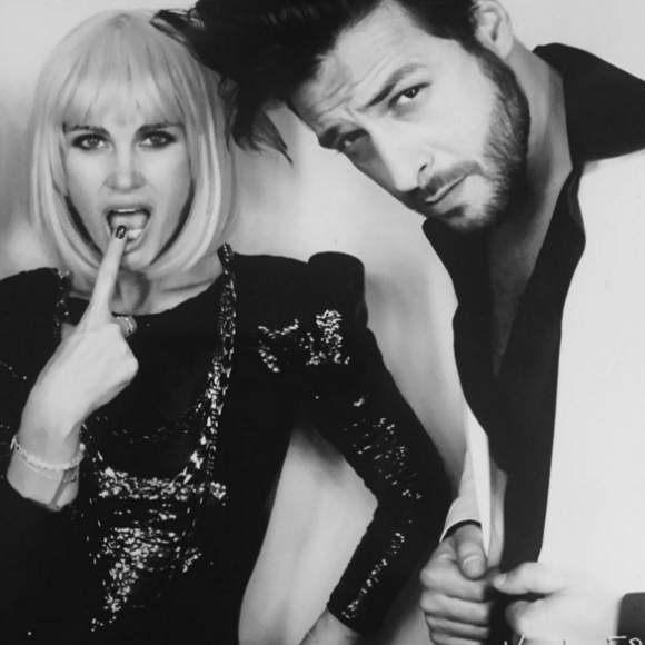 Laeticia Hallyday fête ses 41 ans lors d'une soirée disco à Paris. Maxime Nucci alias Max Travolta pour la soirée était de la partie. Photo publiée sur Instagram, le 20 mars 2016.