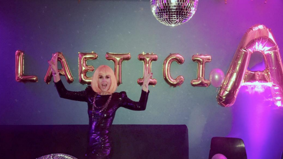 Laeticia Hallyday : Ambiance disco pour une soirée d'anniversaire inoubliable