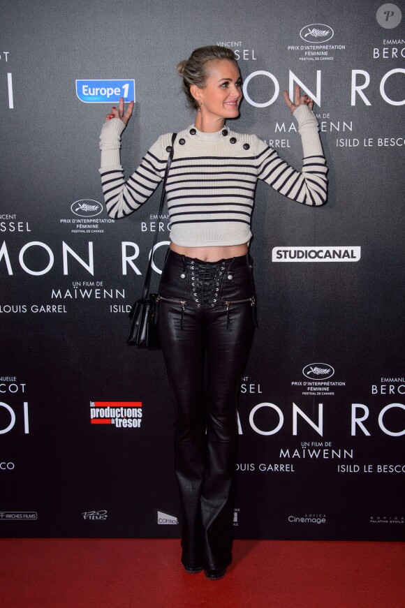 Laeticia Hallyday à l' Avant-première du film "Mon Roi" au cinéma Gaumont Capucines à Paris, le 12 octobre 2015.