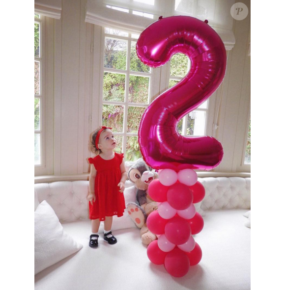 Jade Foret immortalise l'anniversaire de Mila qui vient d'avoir 2 ans. Mars 2016.