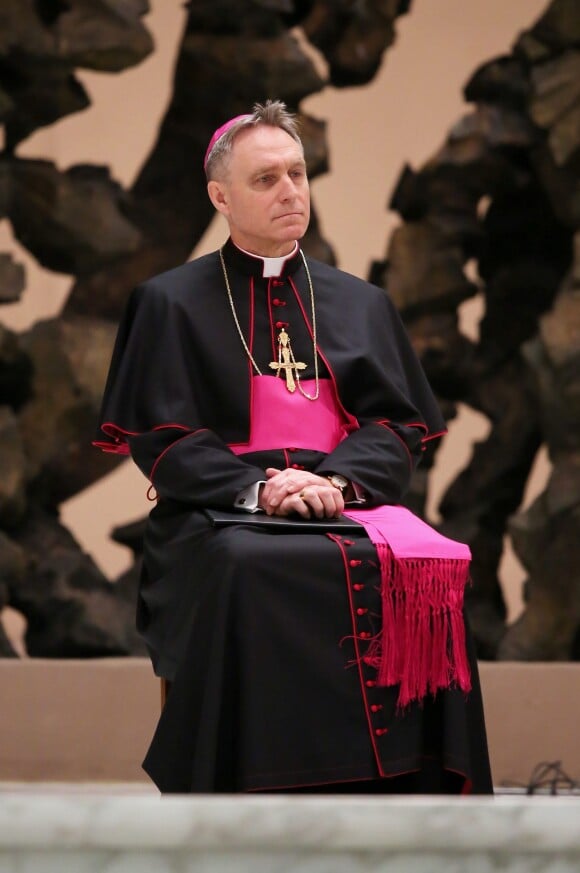 Georg Ganswein, ancien secretaire particulier du pape Benoit XVI lors d'une Rencontre au Vatican, entre le Pape Francois et des milliers de representants de la presse mondiale le 16 mars 2013.