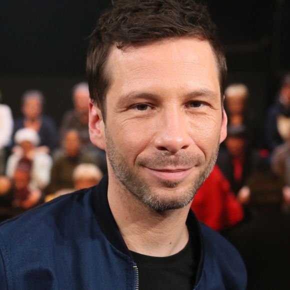 Exclusif - Alex Beaupain - Enregistrement de l'émission "Du côté de chez Dave" à Paris, diffusée le 20 mars 2016 sur France 3. Le 16 février 2016 © CVS / Bestimage