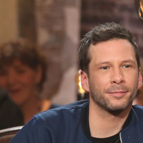 Exclusif - Alex Beaupain - Enregistrement de l'émission "Du côté de chez Dave" à Paris, diffusée le 20 mars 2016 sur France 3. Le 16 février 2016 © CVS / Bestimage