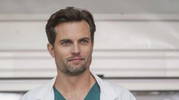 Grey's Anatomy saison 11 : Qui est Scott Elrod, nouveau médecin sexy ?
