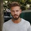 M. Pokora (Matt Pokora) lors de la Journée mondiale des oubliés des vacances de l'association du Secours populaire sur le Champ-de-Mars à Paris, le 19 août 2015