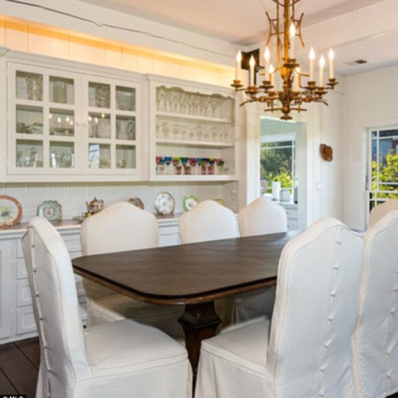 Ben Affleck a emménagé dans la propriété de Brooke Shields qu'il loue 35000 dollars par mois et qui est voisine de la maison qu'il possède avec Jennifer Garner à Pasific Palisades.