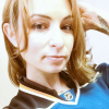 Amber Rayne en fan de hockey, photo Twitter 2016. Star du cinéma X pendant 10 ans, elle a trouvé la mort à 31 ans, dans son sommeil, dans la nuit du 2 au 3 avril 2016 à Los Angeles.