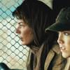 Spencer Locke avec Milla Jovovich dans Resident Evil.