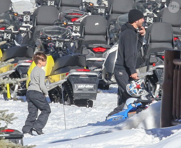 Scott Disick et son fils Mason - La famille Kardashian en vacances à Vail, dans le Colorado. Le 6 avril 2016.