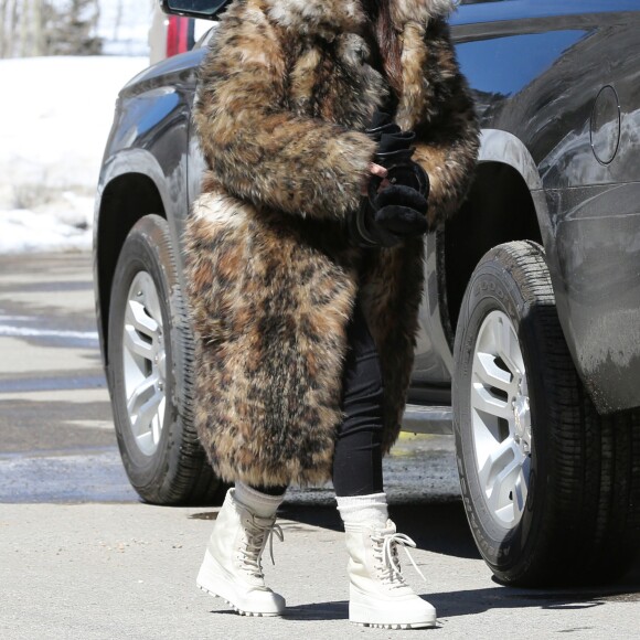 Kim Kardashian - La famille Kardashian en vacances à Vail, dans le Colorado. Le 6 avril 2016.
