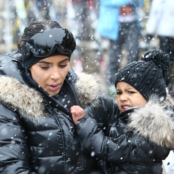 Kim Kardashian, North West dans la station de ski de Vail dans le Colorado, le 5 avril 2016