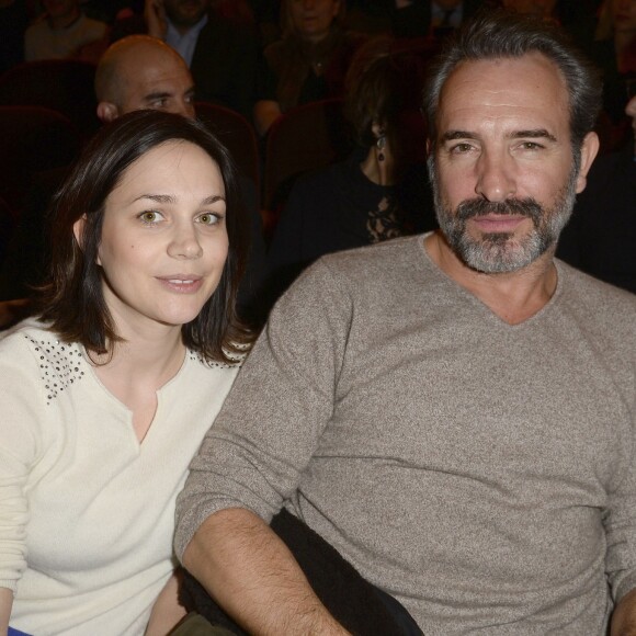 Jean Dujardin et sa compagne Nathalie Péchalat à la générale de la pièce "L'être ou pas" au Théâtre Antoine à Paris le 21 mars 2016. © Coadic Guirec/Bestimage