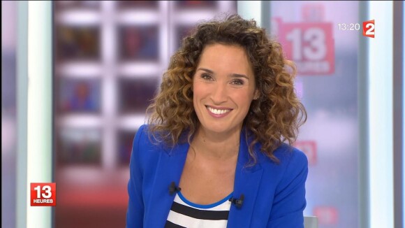 Marie-Sophie Lacarrau, sur le plateau du JT de France 2.