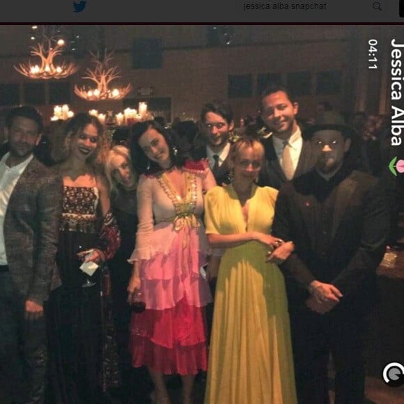 Jessica Alba, Katy Perry et Joel Madden au mariage de Jamie Schneider samedi 9 avril dans le Colorado