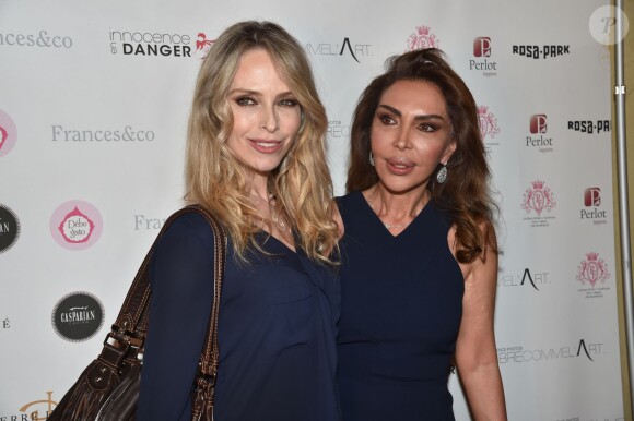 Tonya Kinzinger et Homayra Sellier (présidente de l'association "Innocence en Danger") - Soirée spectacle à l'occasion des 15 ans de l'association "Innocence en Danger" au théâtre des Variétés à Paris, le 11 avril 2016. © Lionel Urman/Bestimage