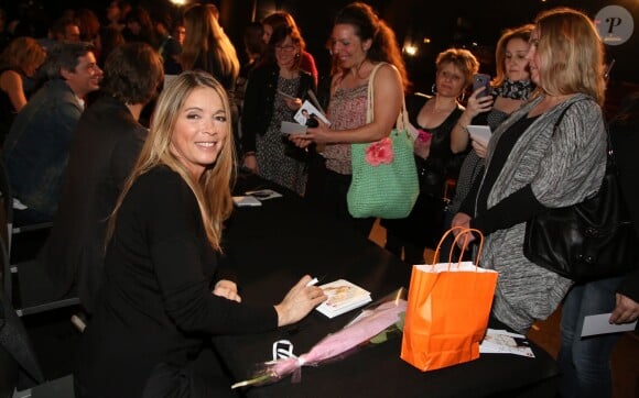 Exclusif - Hélène Rollès - Présentation en avant-première du 300ème épisode de la série "Les Mystères de l'Amour" au siège de TF1 à Boulogne-Billancourt le 14 avril 2016. Cet événement sera diffusé sur TMC le samedi 16 avril à 19h45. Il a plus de 25 ans que ces acteurs jouent ensemble; la première série était "Hélène et les garçons" en 1992 sur TF1 produite par Jean-Luc Azoulay. © Denis Guignebourg/Bestimage