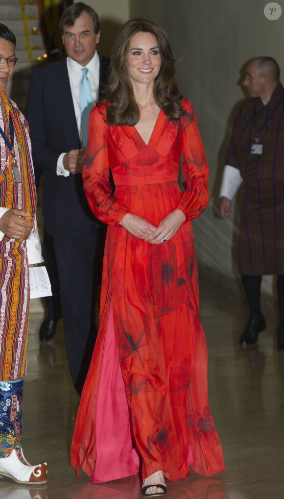 Kate Middleton, duchesse de Cambridge, en robe Beulah London le 16 avril 2016, lors de sa visite officielle en Inde et au Bhoutan (10-16 avril) avec le prince William