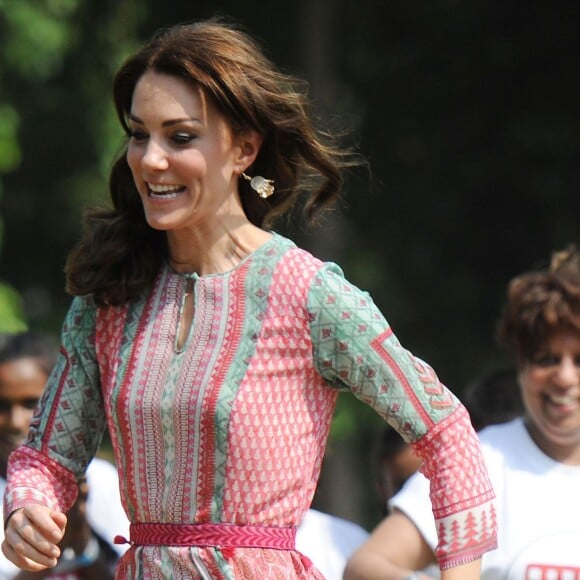 Kate Middleton, duchesse de Cambridge, en robe Anita Dongre le 10 avril 2016, lors de sa visite officielle en Inde et au Bhoutan (10-16 avril) avec le prince William