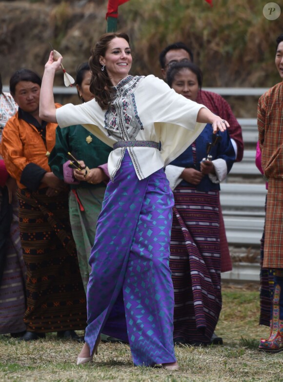 Kate Middleton en kira et haut Paul & Joe au Bhoutan le 14 avril 2016.