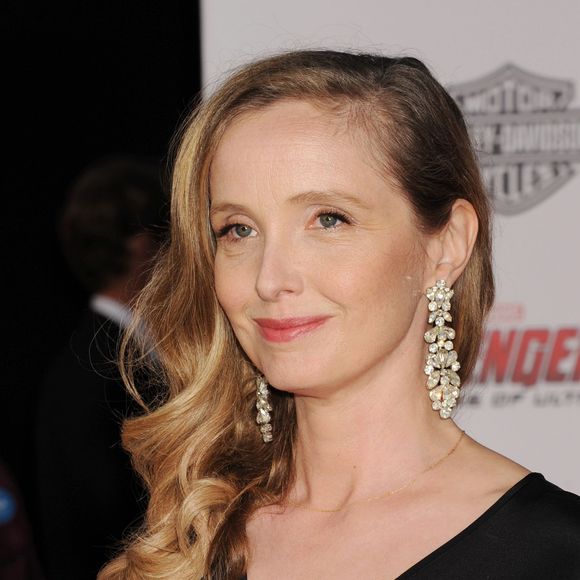 Julie Delpy lors de la première de "Avengers : L'ère d'Ultron" (Marvel's 'Avengers: Age Of Ultron) à Los Angeles, le 13 avril 2015