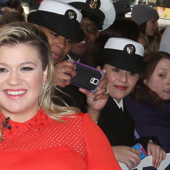 Kelly Clarkson s'est rendue dans les studios de l'émission "Good Morning America" à New York. Le 3 mars 2015