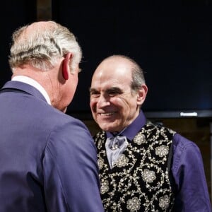 Le prince Charles et David Suchet lors de la représentation de Shakespeare Live!, performance exceptionnelle organisée à l'occasion du 400e anniversaire de la mort de William Shakespeare au Royal Shakespeare Theatre à Stratford-upon-Avon le 23 avril 2016.