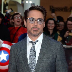Robert Downey Jr. lors de la première de Captain America: Civil War au Vue Westfield, Londres, le 26 avril 2016.