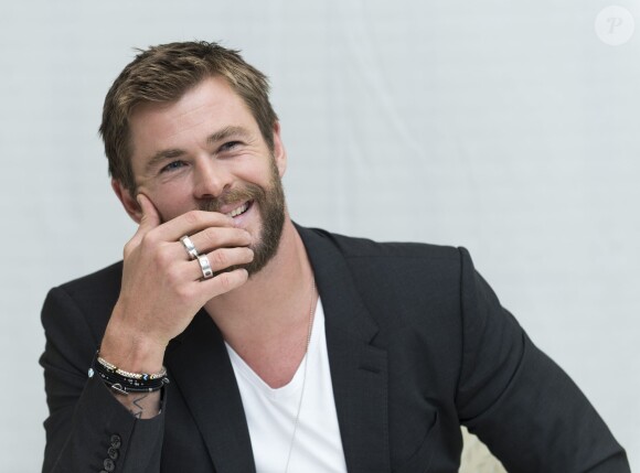 Chris Hemsworth en conférence de presse pour le film "Le Chasseur et la reine des glaces" à Beverly Hills le 11 avril 2016