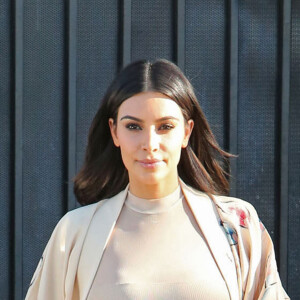 Kim Kardashian quitte un studio télé à Van Nuys, le 27 avril 2016.