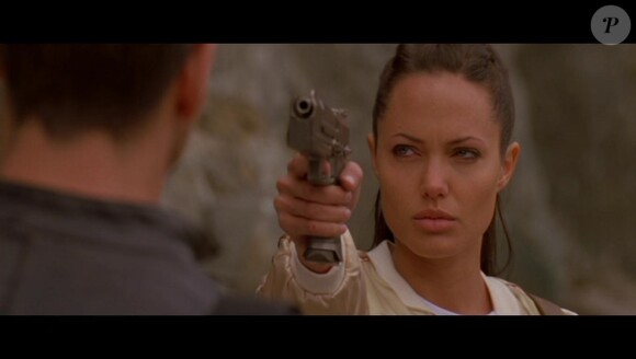 Angelina Jolie dans la peau de Lara Croft pour Tomb Raider.