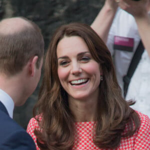 Le duc et la duchesse de Cambridge à Londres le 11 mars 2016 lors d'un événement de l'association XLP. Kate Middleton et le prince William fêtent leurs 5 ans de mariage le 29 avril 2011.