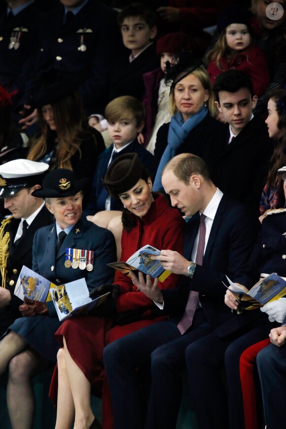Le duc et la duchesse de Cambridge à Anglesey le 18 février 2016. Kate Middleton et le prince William fêtent leurs 5 ans de mariage le 29 avril 2011.