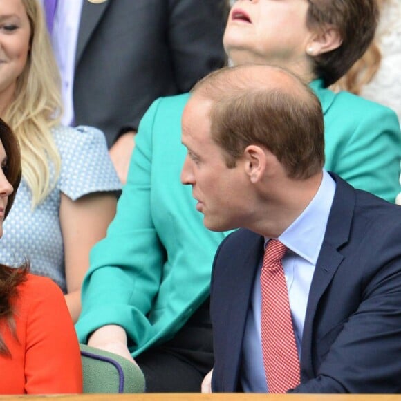 Le duc et la duchesse de Cambridge à Wimbledon le 8 juillet 2015. Kate Middleton et le prince William fêtent leurs 5 ans de mariage le 29 avril 2011.