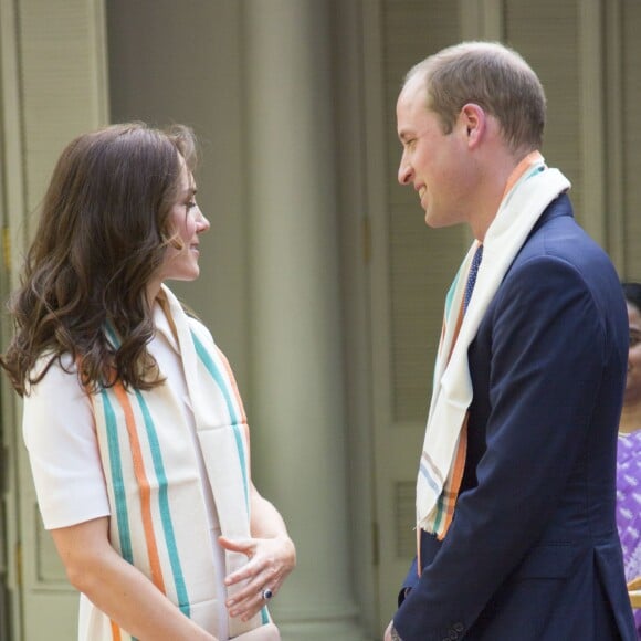 Le duc et la duchesse de Cambridge lors de leur tournée royale en Inde et au Bhoutan en avril 2016. Kate Middleton et le prince William fêtent leurs 5 ans de mariage le 29 avril 2011.