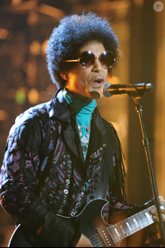 Prince sur la scène des Billboard Music Awards à Las Vegas le 19 mai 2013