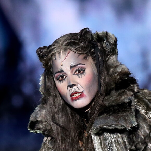 Exclusif - Chimène Badi (qui intègre la troupe de la comédie musicale "Cats") - Enregistrement de l'émission "Tous au Lido pour le Sidaction", qui sera diffusée le 2 avril sur France 2, à Paris. Le 21 mars 2016 © Jacovides-Moreau / Bestimage