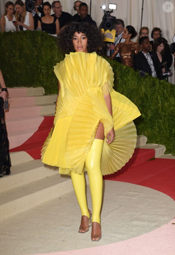 Solange Knowles - Met Gala 2016, vernissage de l'exposition 'Manus x Machina' au Metropolitan Museum of Art. New York, le 2 mai 2016.