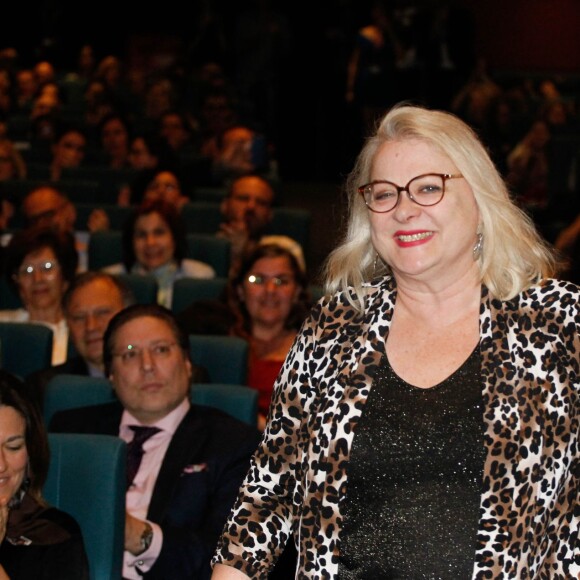 Josiane Balasko en promotion pour le film "Retour chez ma mère" à Athènes le 13 avril 2016. © Aristidis Vafeiadakis via ZUMA Wire / Bestimage