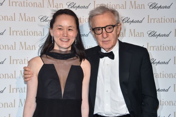 Woody Allen et sa femme Soon-Yi - Soirée du film "L'homme irrationnel" de Woody Allen sur la plage du Martinez lors du 68ème festival international du film de Cannes. Le 15 mai 2015