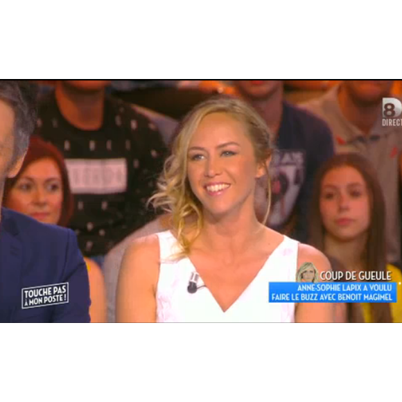 Enora Malagré, dans Touche pas à mon poste sur D8 le mercredi 4 mai 2016.