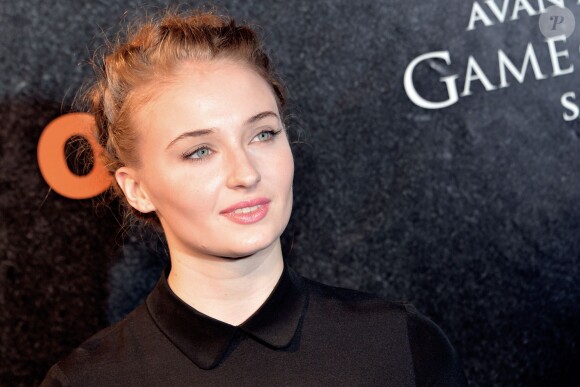 Sophie Turner (Sansa Stark) - Avant-première de la saison 4 de la série "Game of Thrones" au Grand Rex à Paris, le 2 avril 2014.