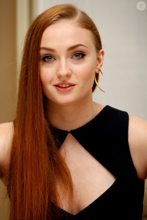 Sophie Turner - Conférence de presse de la série "Game of Thrones" à Beverly Hills le 25 mars 2015.