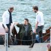 Jennifer Garner à loué un bateau avec ses enfants Violet, Seraphina et Samuel pour faire une ballade d'1h30 sur la Seine à Paris le 7 mai 2016.