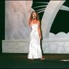 Vanessa Paradis chante pour la présidente du jury Jeanne Moreau Le Tourbillon de la vie au Festival de Cannes en 1995