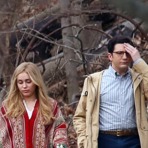 Miley Cyrus tourne avec Woody Allen pour une série diffusé par Amazon dans le comté de Westchester près de New York le 10 mars 2016