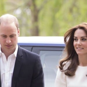 Kate Middleton, le prince William et le prince Harry faisaient équipe pour le lancement de leur campagne Heads Together de sensibilisation sur la santé mentale le 16 mai 2016 au parc olympique Elizabeth à Londres.