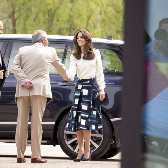 Kate Middleton, le prince William et le prince Harry faisaient équipe pour le lancement de leur campagne Heads Together de sensibilisation sur la santé mentale le 16 mai 2016 au parc olympique Elizabeth à Londres.