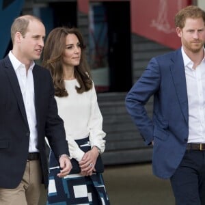 Kate Middleton, le prince William et le prince Harry faisaient équipe pour le lancement de leur campagne Heads Together de sensibilisation sur la santé mentale le 16 mai 2016 au parc olympique Elizabeth à Londres.